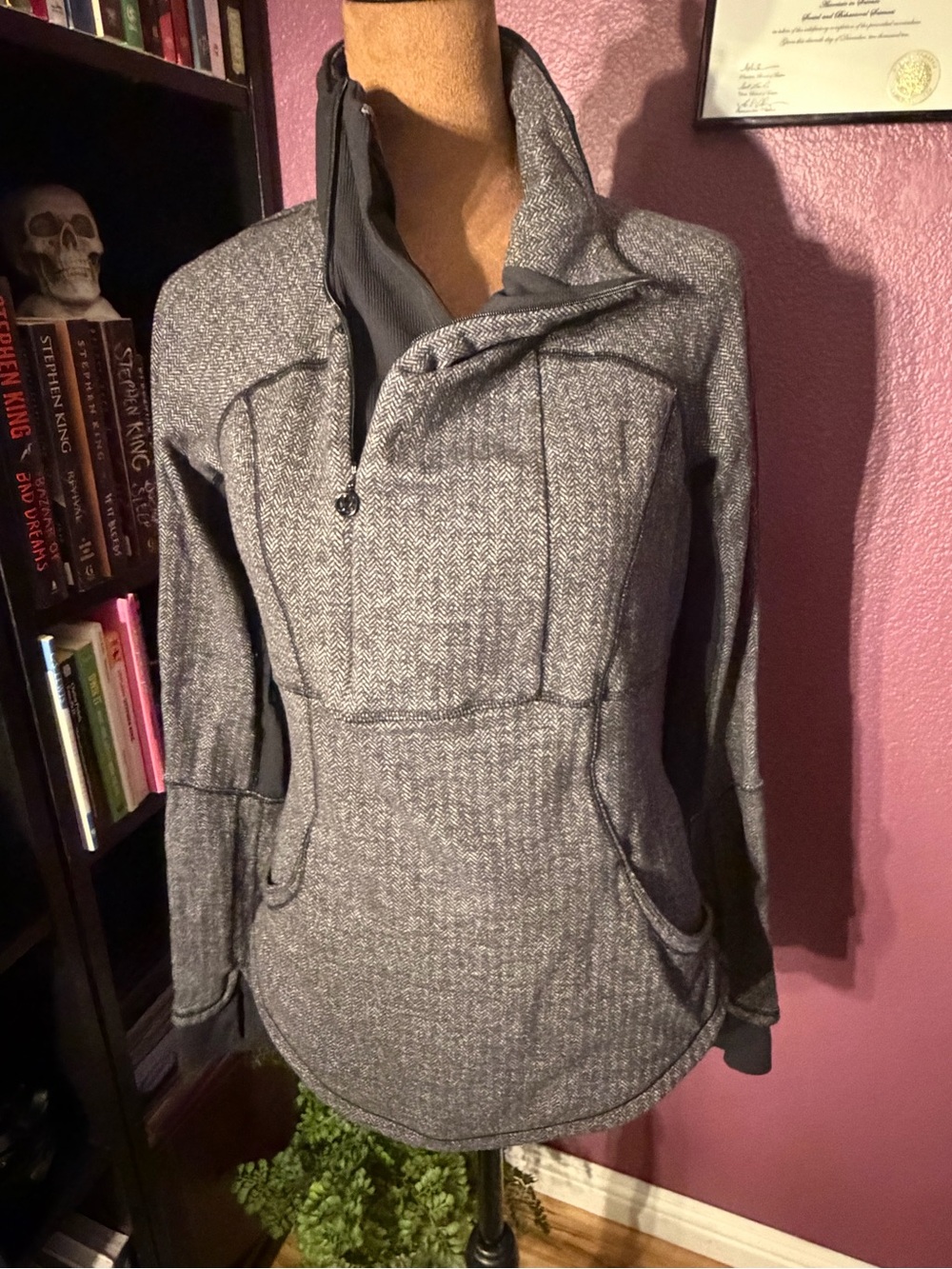 Lululemon Gray Herringbone Pullover Hoodie